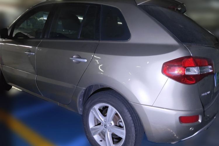 Used Renault Koleos 2013 2.5L Two-Wheel-Drive Urban Edition Rear Left 45 Deg