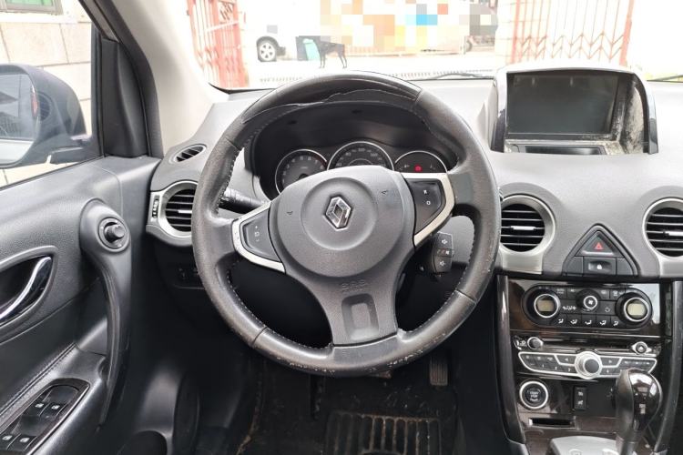 Used Renault Koleos 2013 2.5L Two-Wheel Drive Comfort Edition Steering Wheel
