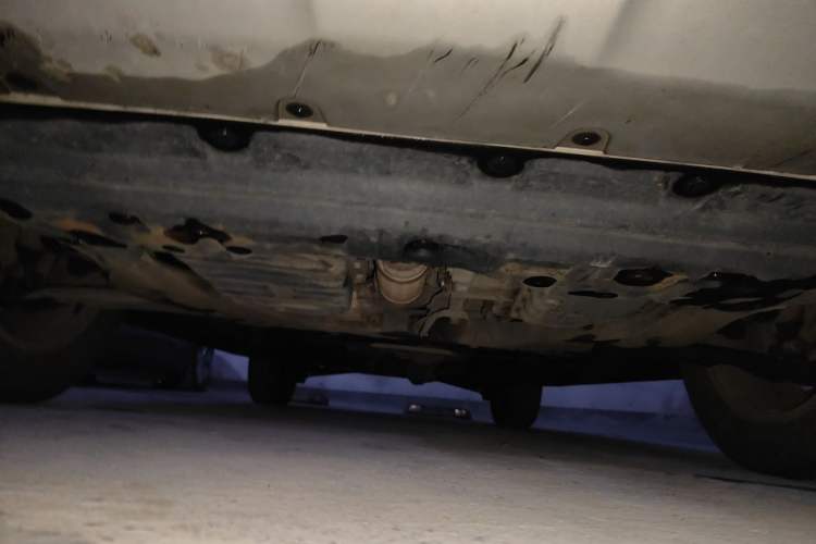 Used Renault Koleos 2013 2.5L 4x4 Comfort Edition Chassis Front