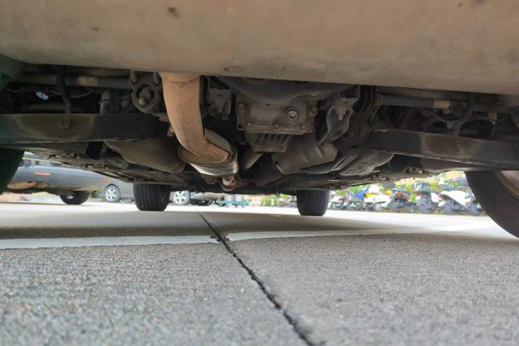 Used Renault Koleos 2013 2.5L 4x4 Comfort Edition Chassis Rear