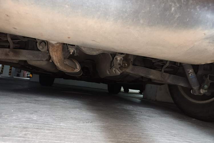 Used Renault Koleos 2013 2.5L Two-Wheel Drive Comfort Edition Chassis Rear