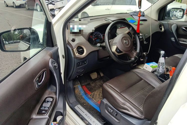 Used Renault Koleos 2013 2.5L 4x4 Comfort Edition Driver Seat