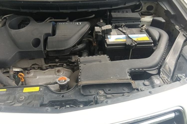 Used Renault Koleos 2013 2.5L 4x4 Comfort Edition Engine Bay Left