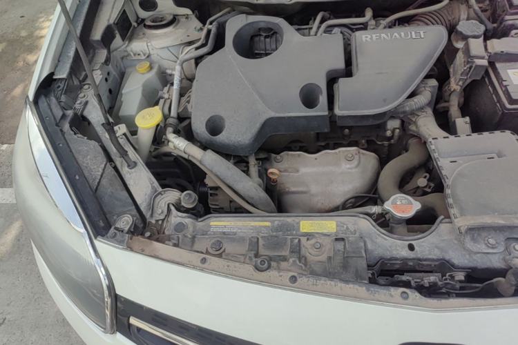 Used Renault Koleos 2013 2.5L Two-Wheel Drive Comfort Edition with Navigation Engine Bay Right