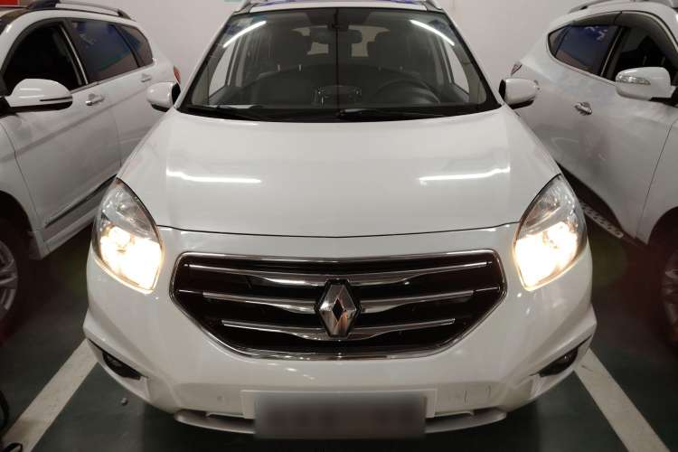 Used Renault Koleos 2013 2.5L Two-Wheel Drive Comfort Edition Front