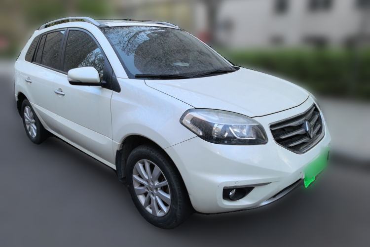 Used Renault Koleos 2013 2.5L Two-Wheel Drive Comfort Edition Front Right 45 Deg