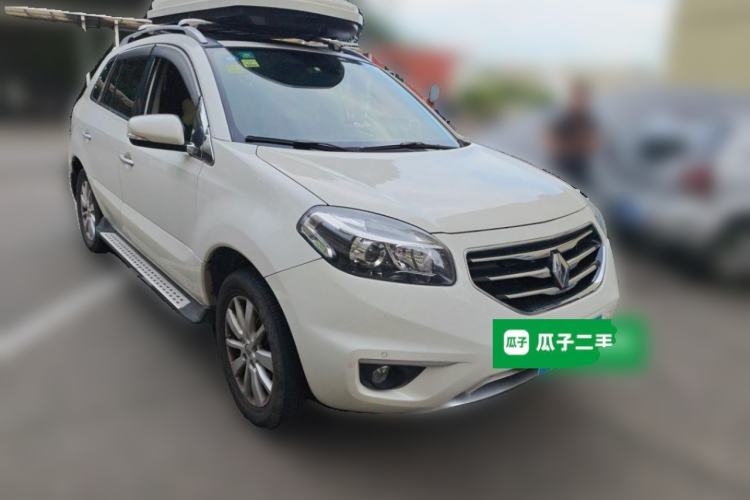 Used Renault Koleos 2013 2.5L 4x4 Comfort Edition Front Right 45 Deg
