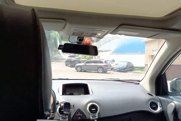 Used Renault Koleos 2013 2.5L Two-Wheel-Drive Urban Edition Headliner