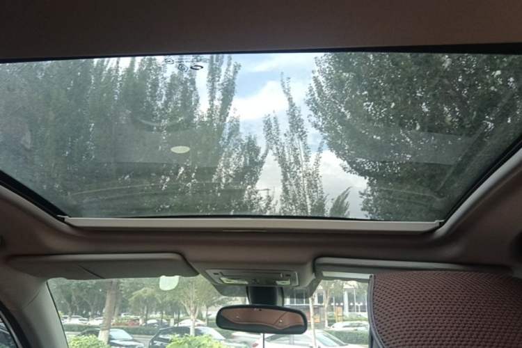 Used Renault Koleos 2013 2.5L 4x4 Comfort Edition Headliner