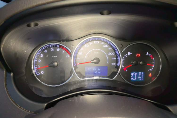 Used Renault Koleos 2013 2.5L Two-Wheel Drive Comfort Edition Instrument Cluster