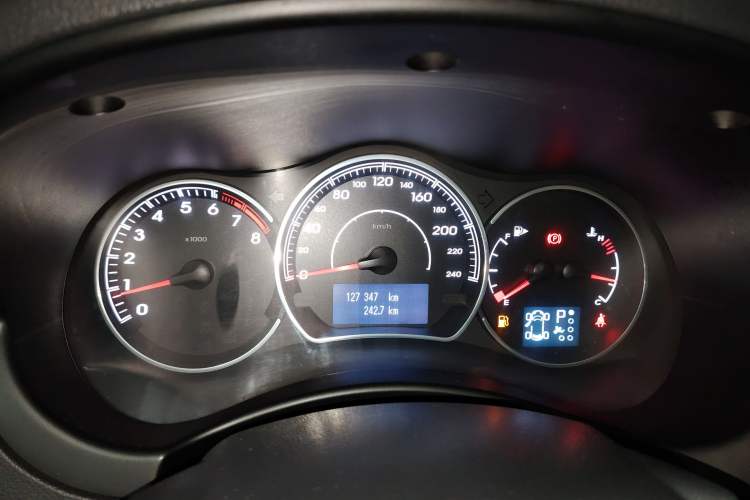 Used Renault Koleos 2013 2.5L Two-Wheel Drive Comfort Edition Instrument Cluster