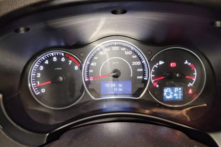 Used Renault Koleos 2013 2.5L Two-Wheel Drive Comfort Edition with Navigation Instrument Cluster