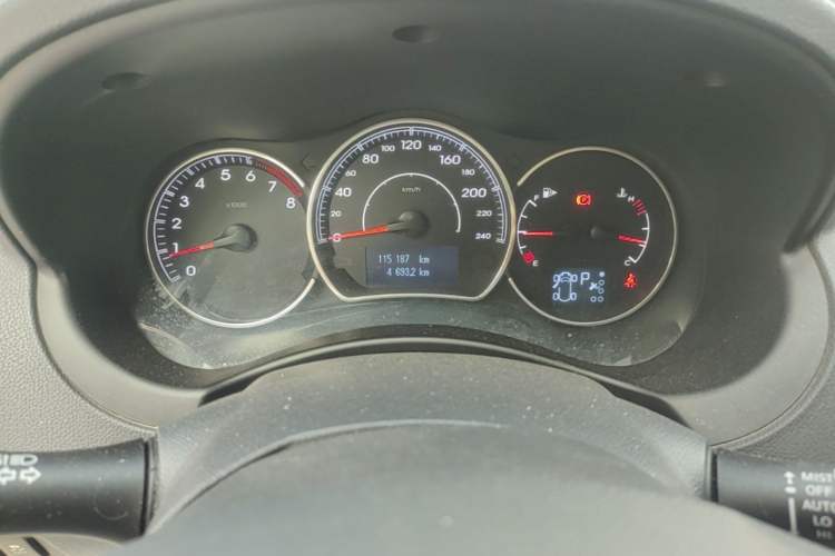 Used Renault Koleos 2013 2.5L Two-Wheel Drive Comfort Edition with Navigation Instrument Cluster
