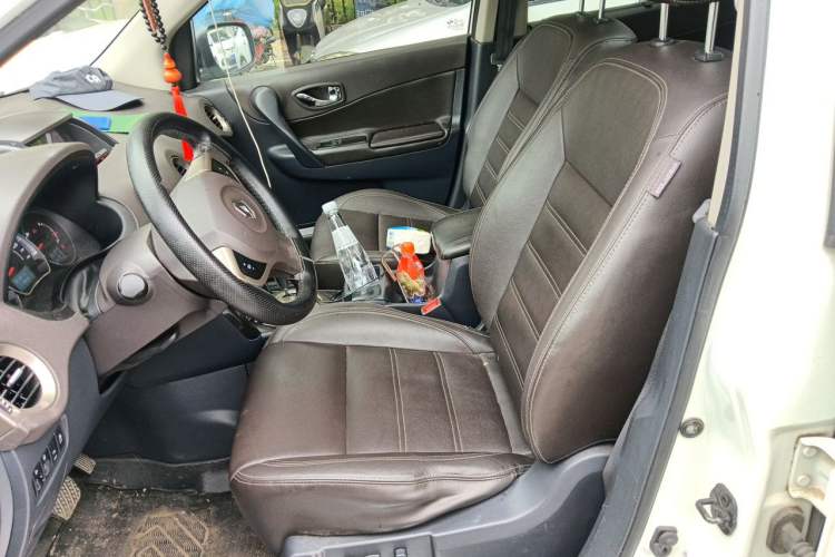 Used Renault Koleos 2013 2.5L 4x4 Comfort Edition Left Front Seat