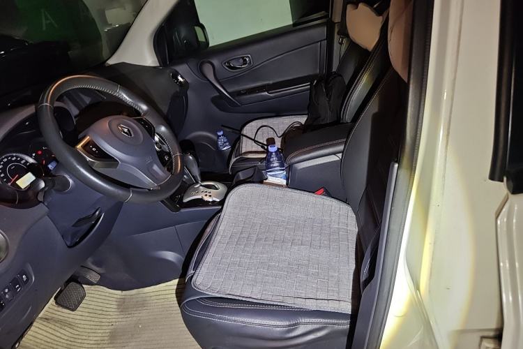 Used Renault Koleos 2013 2.5L Two-Wheel Drive Comfort Edition Left Front Seat