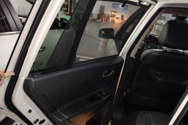 Used Renault Koleos 2013 2.5L Two-Wheel Drive Comfort Edition Left Rear Door Interior