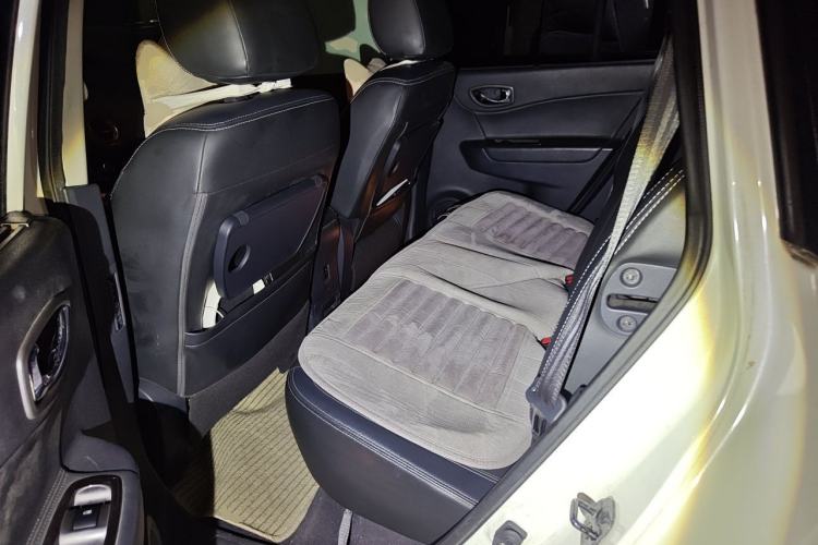 Used Renault Koleos 2013 2.5L Two-Wheel Drive Comfort Edition Left Rear Seat