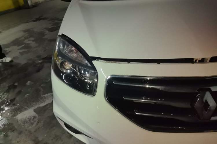 Used Renault Koleos 2013 2.5L 4x4 Comfort Edition Right Front Headlight