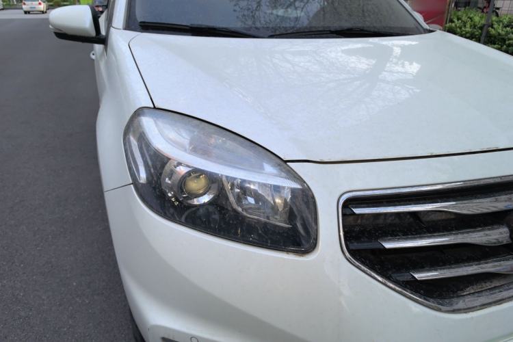 Used Renault Koleos 2013 2.5L Two-Wheel Drive Comfort Edition Right Front Headlight