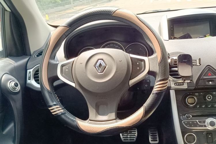 Used Renault Koleos 2013 2.5L Two-Wheel-Drive Urban Edition Steering Wheel