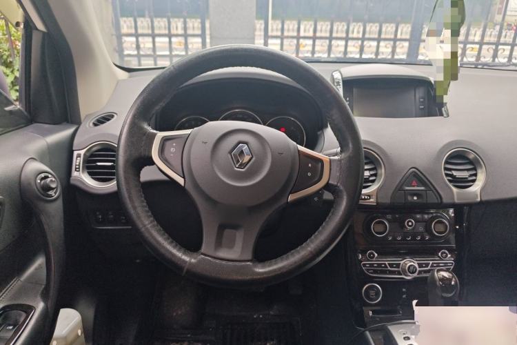 Used Renault Koleos 2013 2.5L Two-Wheel Drive Luxury Navigation Edition Steering Wheel