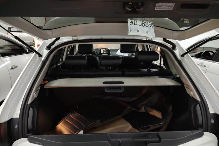 Used Renault Koleos 2013 2.5L Two-Wheel Drive Comfort Edition Trunk