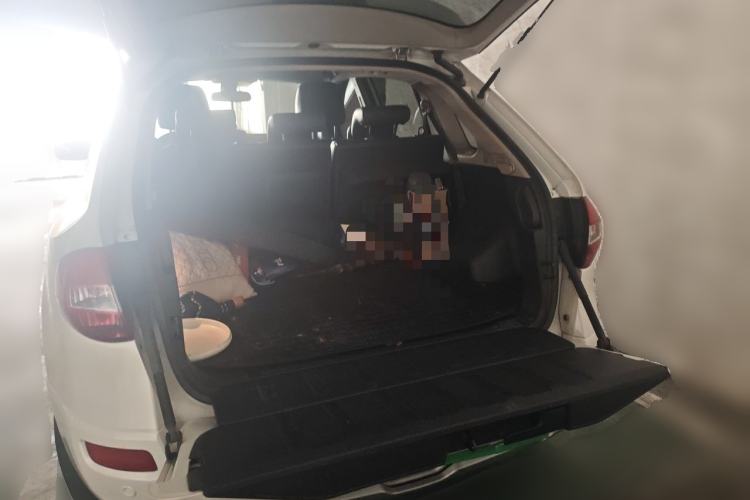 Used Renault Koleos 2013 2.5L Two-Wheel Drive Comfort Edition with Navigation Trunk