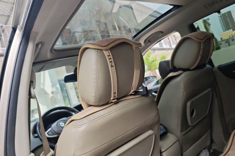 Used Renault Koleos 2013 2.5L Two-Wheel-Drive Luxury Edition Headliner