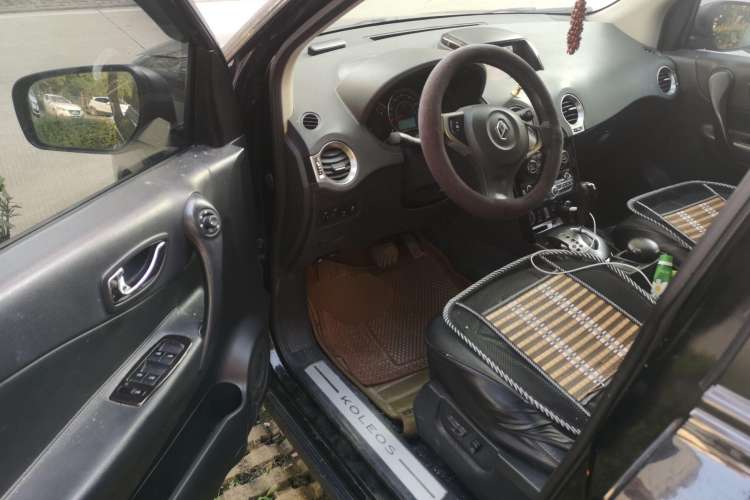 Used Renault Koleos 2014 2.5L 4x4 Comfort Edition Driver Seat