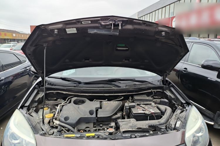 Used Renault Koleos 2014 Revised Version 2.5L Two-Wheel Drive Comfort Edition Engine Bay