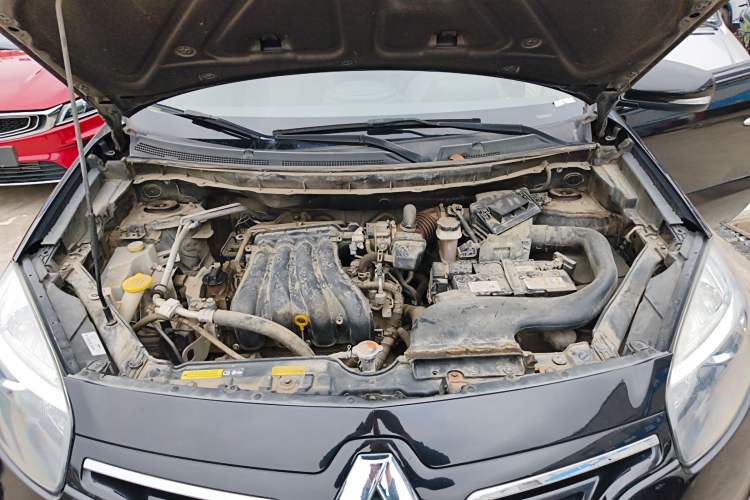 Used Renault Koleos 2014 Revised Version 2.0L Two-Wheel Drive Smart Enjoyment Edition Engine Bay