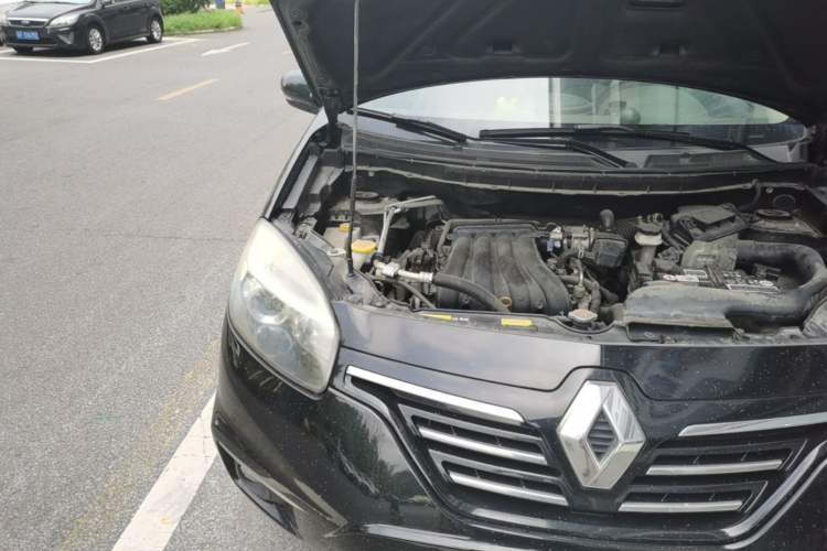 Used Renault Koleos 2014 2.0L Two-Wheel Drive Smart Edition Engine Bay Right