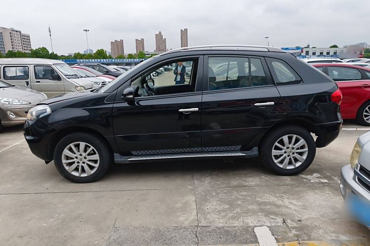Used Renault Koleos 2014 Revised Version 2.0L Two-Wheel Drive Smart Enjoyment Edition Exterior 3