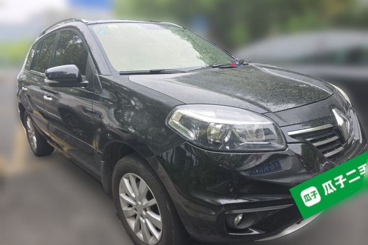 Used Renault Koleos 2014 2.0L Two-Wheel Drive Fashion Edition Front Right 45 Deg
