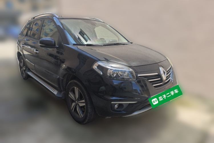 Used Renault Koleos 2014 2.5L Two-Wheel Drive Comfort Edition Front Right 45 Deg