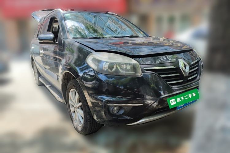 Used Renault Koleos 2014 2.0L Two-Wheel Drive Fashion Edition Front Right 45 Deg