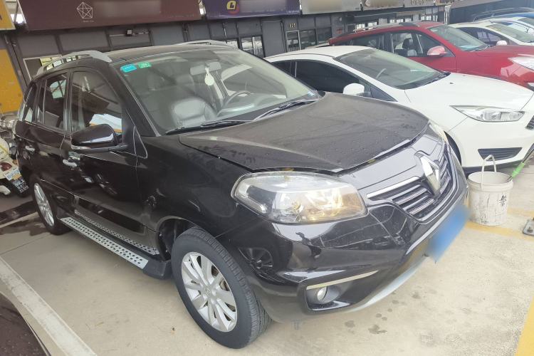 Used Renault Koleos 2014 Revised Version 2.0L Two-Wheel Drive Fashion Edition Front Right 45 Deg