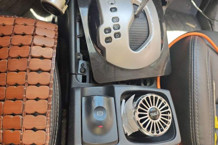 Used Renault Koleos 2014 2.5L Two-Wheel Drive Comfort Edition Gear Lever