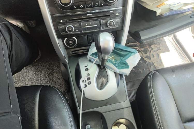 Used Renault Koleos 2014 2.0L Two-Wheel Drive Fashion Edition Gear Lever