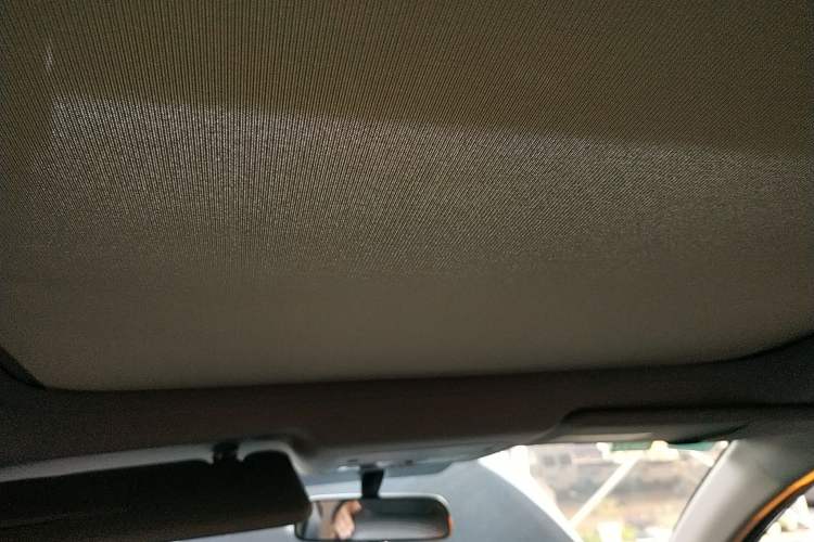 Used Renault Koleos 2014 Revised Version 2.0L Two-Wheel Drive Fashion Edition Headliner