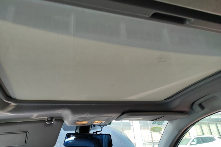 Used Renault Koleos 2014 2.5L Two-Wheel Drive Comfort Edition Headliner