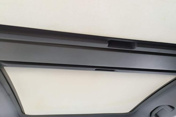 Used Renault Koleos 2014 Revised Version 2.5L Two-Wheel Drive Comfort Edition Headliner