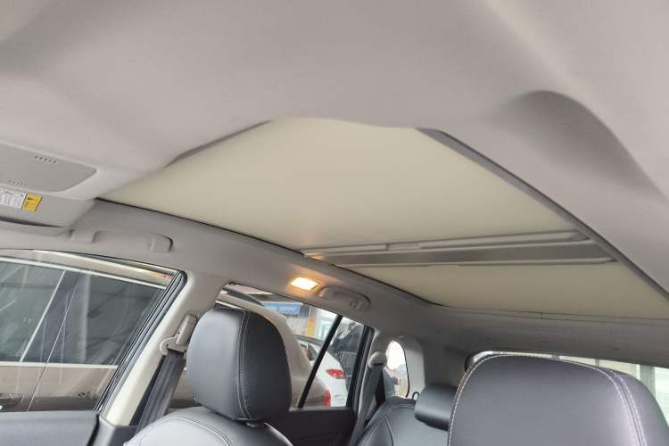 Used Renault Koleos 2014 Revised Version 2.0L Two-Wheel Drive Fashion Edition Headliner