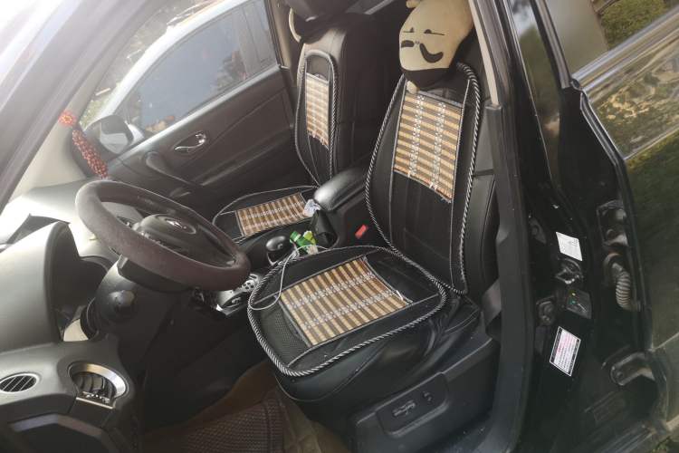Used Renault Koleos 2014 2.5L 4x4 Comfort Edition Left Front Seat