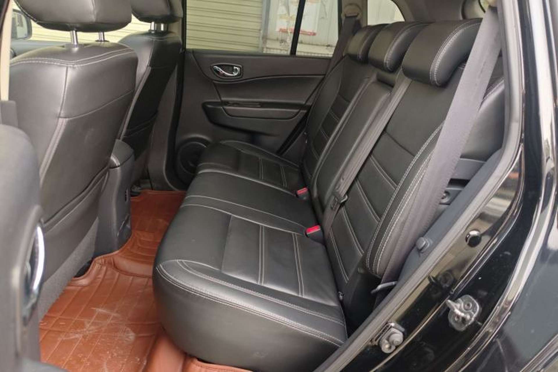 Used Renault Koleos 2014 2.5L 4x4 Comfort Edition Left Rear Seat