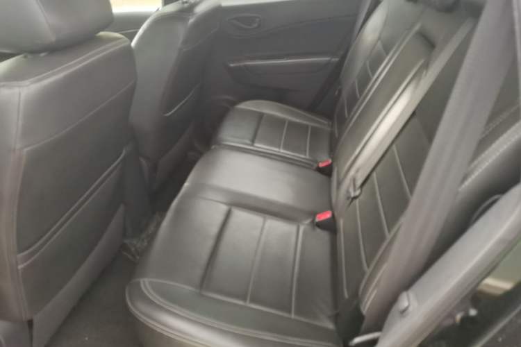 Used Renault Koleos 2014 2.0L Two-Wheel Drive Smart Edition Left Rear Seat