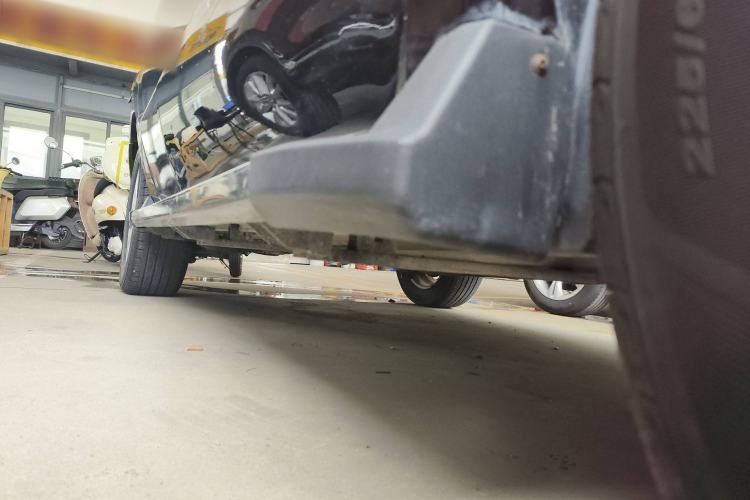 Used Renault Koleos 2014 Revised Version 2.0L Two-Wheel Drive Fashion Edition Right Side Sill