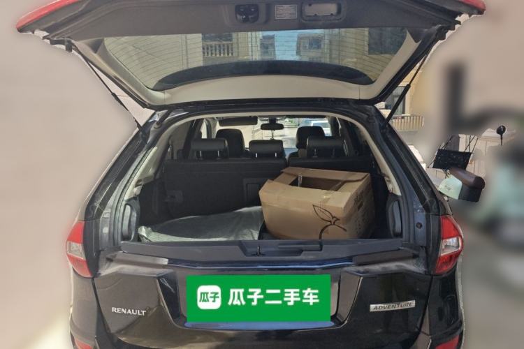 Used Renault Koleos 2014 2.5L Two-Wheel Drive Comfort Edition Trunk