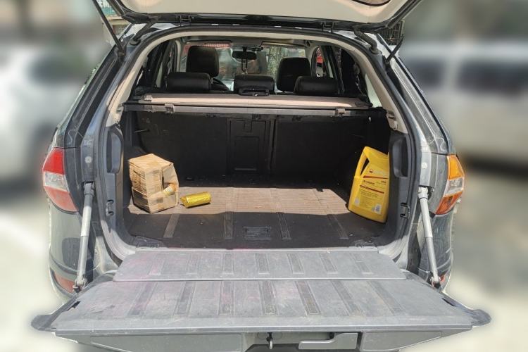 Used Renault Koleos 2014 2.0L Two-Wheel Drive Fashion Edition Trunk