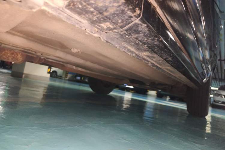 Used Renault Koleos 2014 2.5L 4x4 Comfort Edition Chassis Front Left